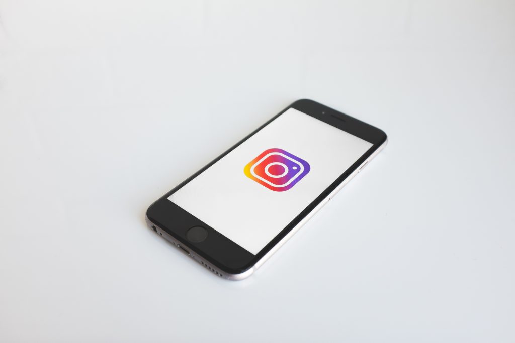Download Newest Instagram Logo - mockup
